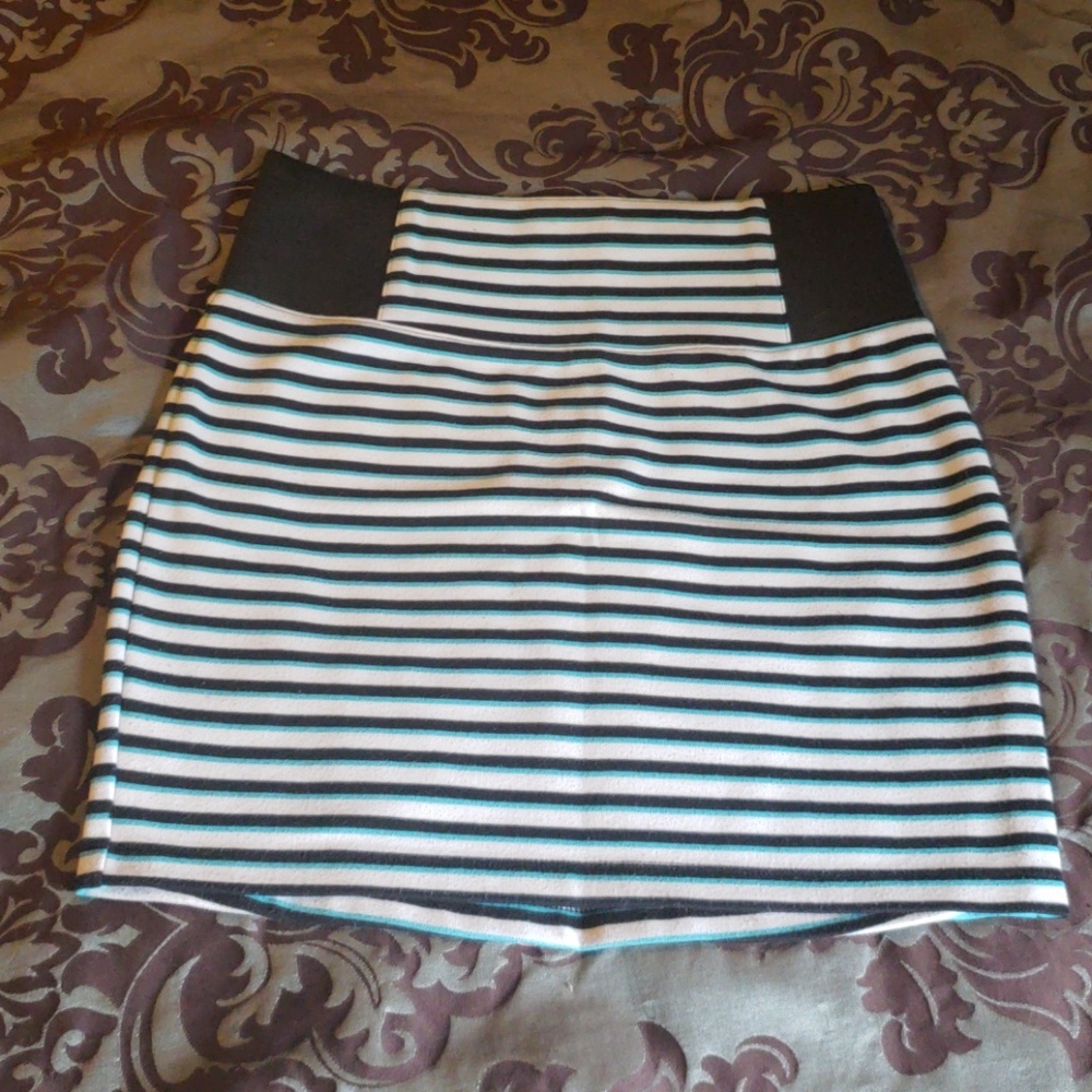 BOGO M Charlotte Russe mini skirt